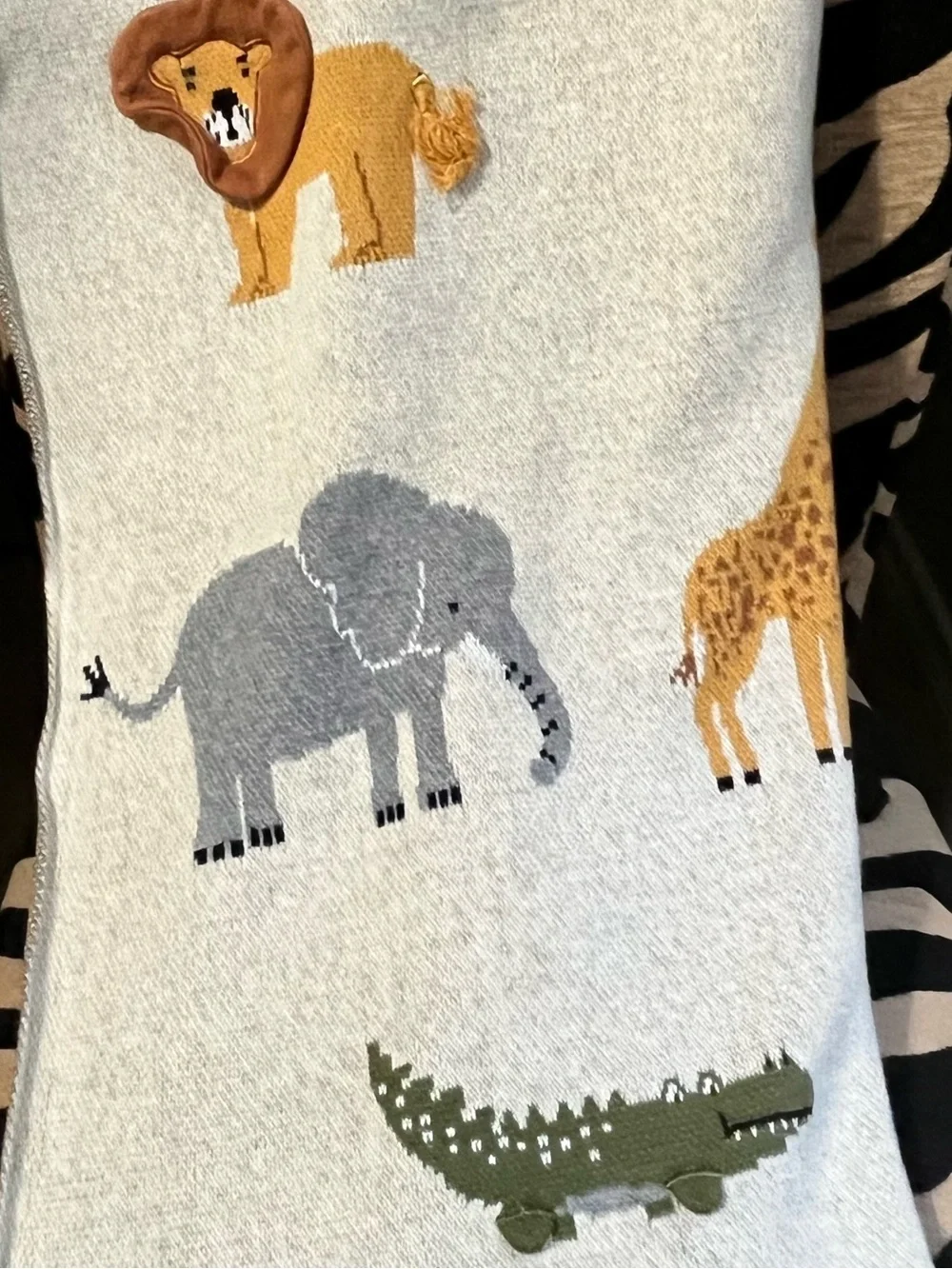 BABY ORGANIC SAFARI JACQUARD Knit 3D BLANKET SIZE 32”X 42”